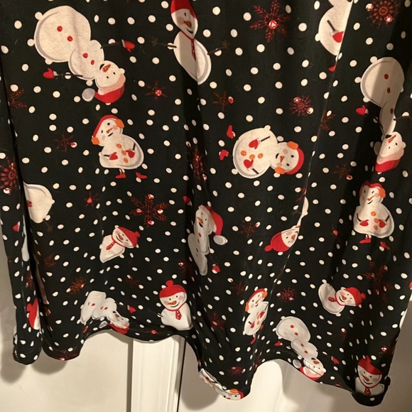8 of Hearts - Snowman Nightgown - Picture 4 of 7
